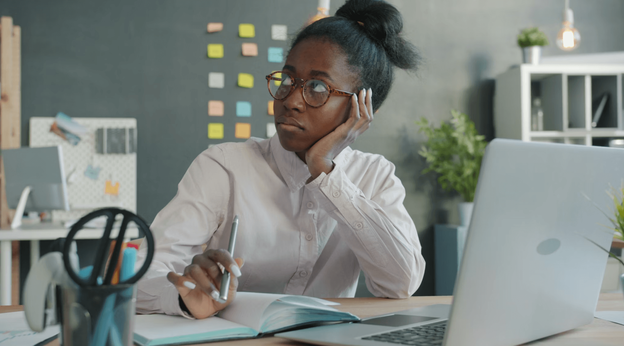 Comparativo: compra VS assinatura de móveis - qual a melhor opção para sua empresa?