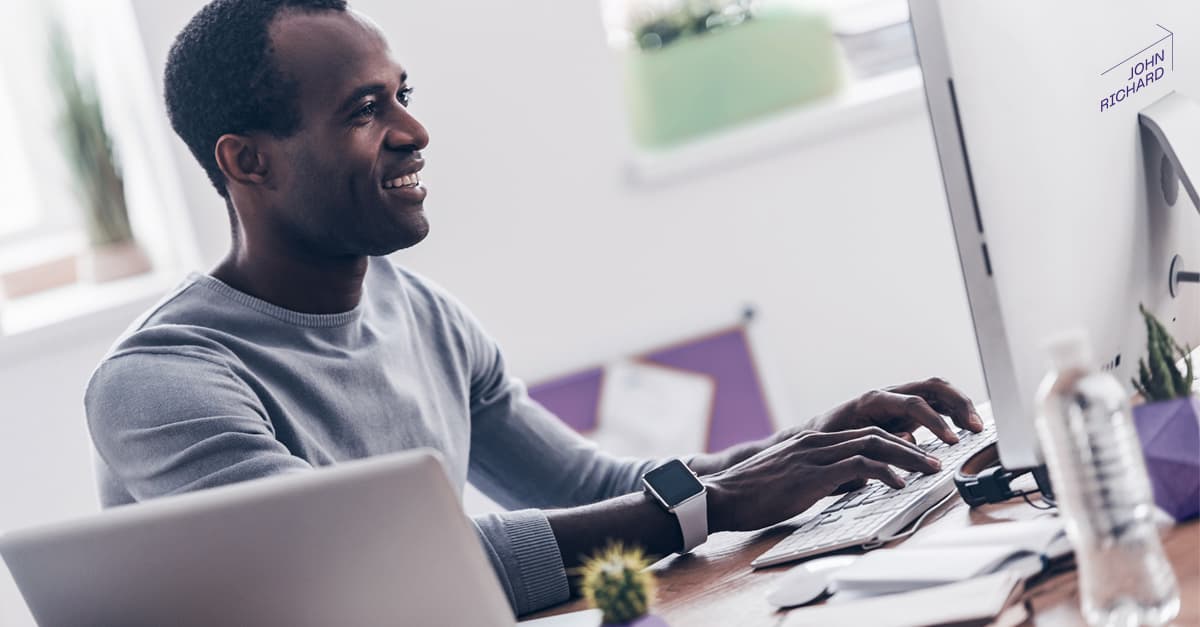 Chega de improvisos: seu time precisa evoluir para o home office de verdade Chega de improvisos: seu time precisa evoluir para o home office de verdade